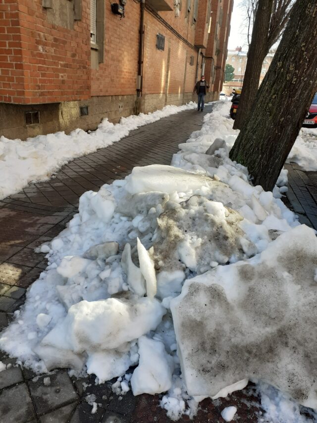 nevada histórica en madrid nieve sucia 