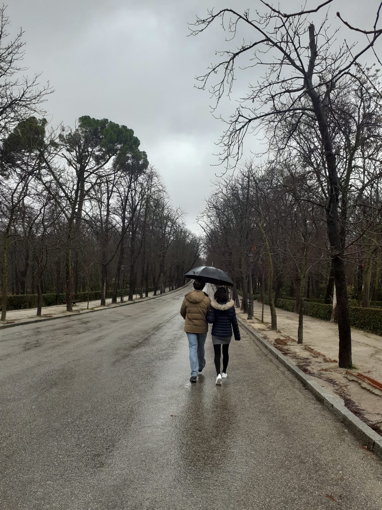 https://www.monicachacin.com/wp-content/uploads/2022/02/que-es-el-amor-para-ti-reflexiones-para-emprendedores-monica-chacin-copywriter-1-1280x1707.jpg
