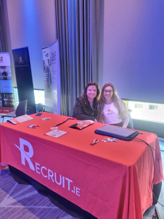 biz expo ireland, Bronagh Cotter from Recruit.ie with Mónica Chacín, SEO copywriter at the Biz Expo event